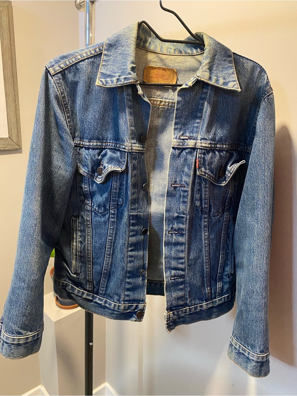 Levi Strauss & Co. size 38 Men’s Trucker Jacket